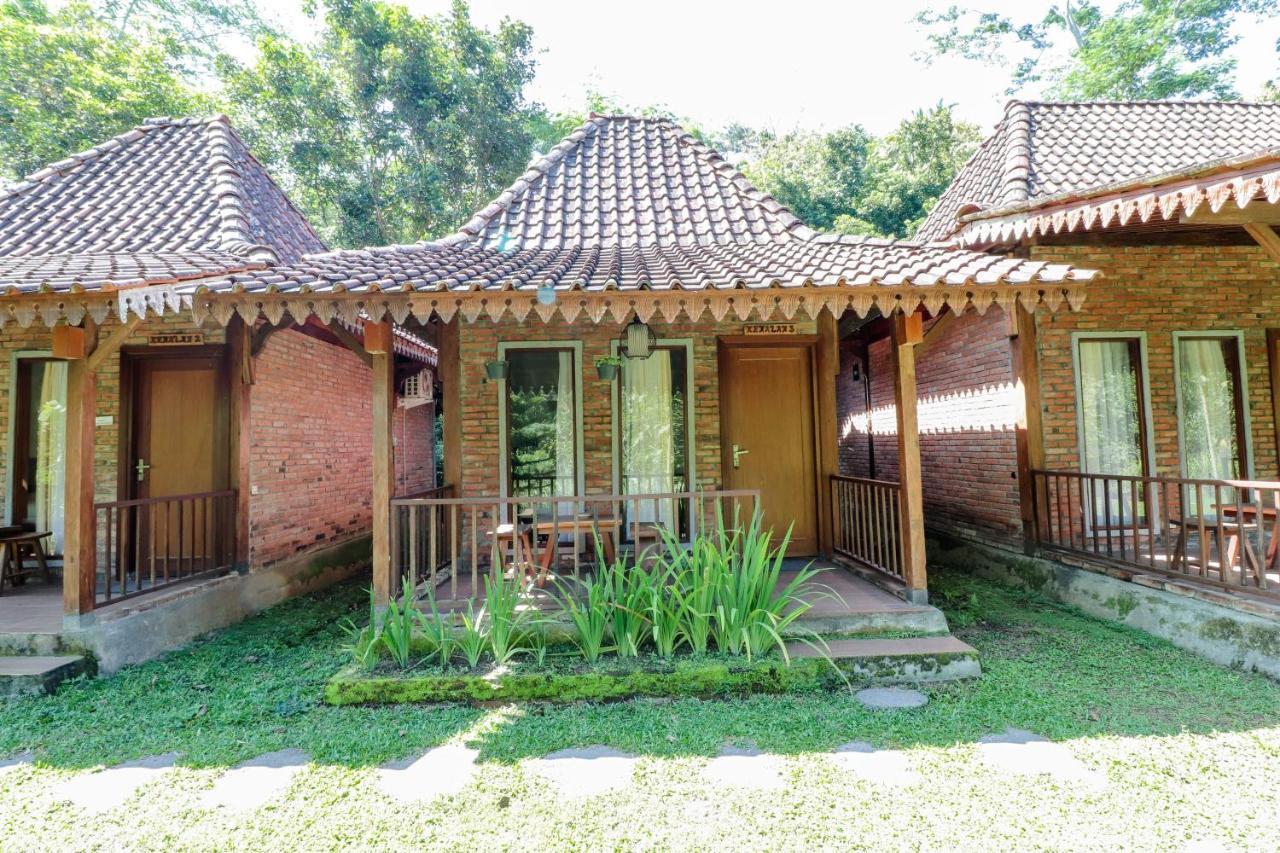 Hotel Balkondes Kenalan Magelang Zewnętrze zdjęcie