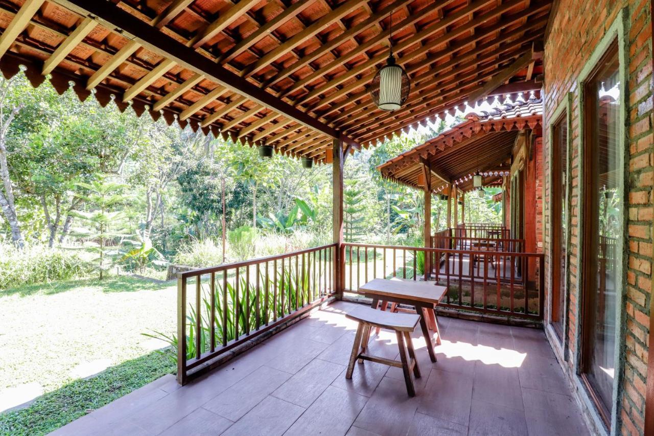 Hotel Balkondes Kenalan Magelang Zewnętrze zdjęcie